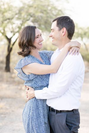 Couples photographer in Knoxville. Couples photo shoot. Anniversary photo shoot. Outdoor couples photographer.