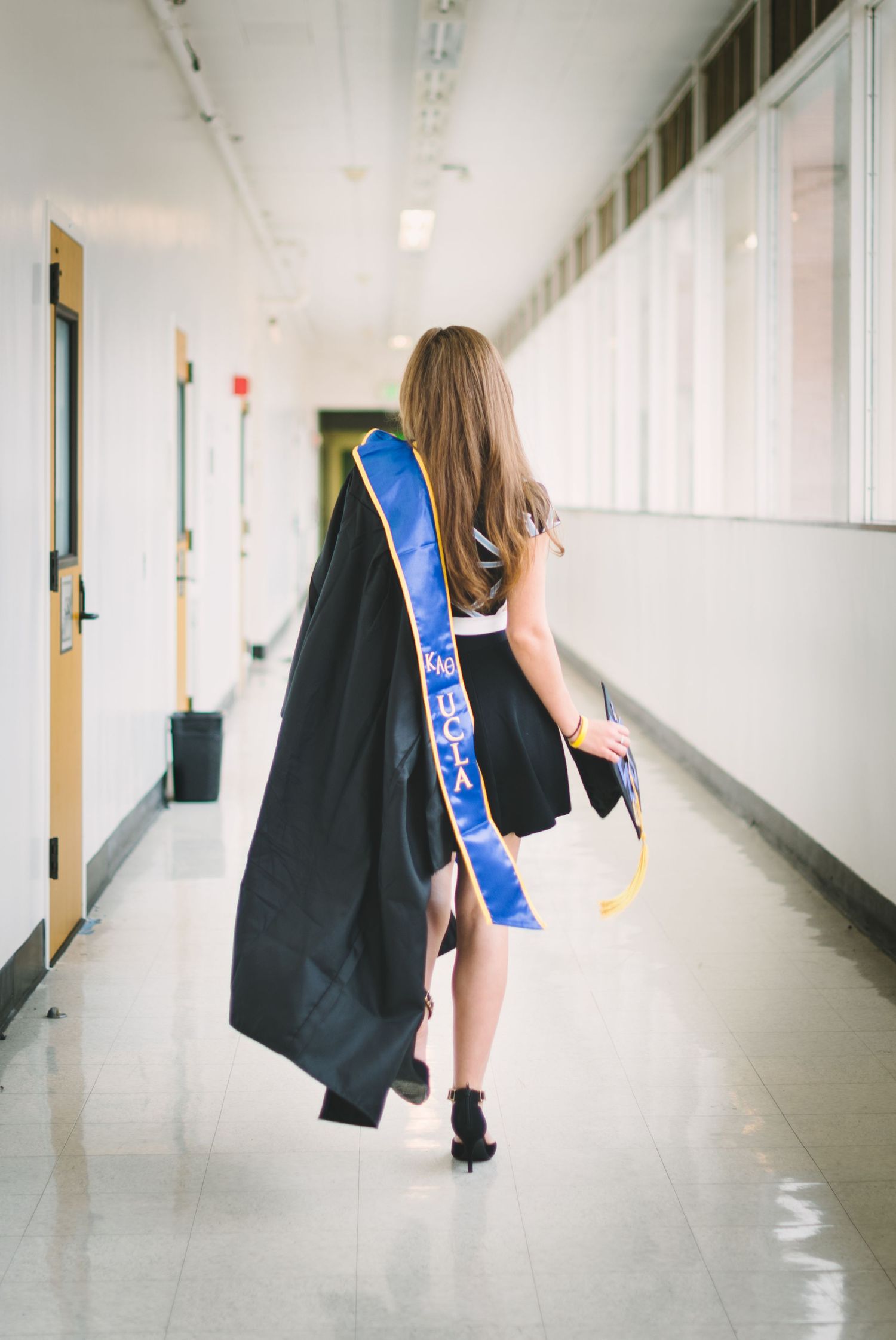 Cap and Gown portraits, UCLA grads, USC graduation pics, LMU grad portraits, Pepperdine Grads
