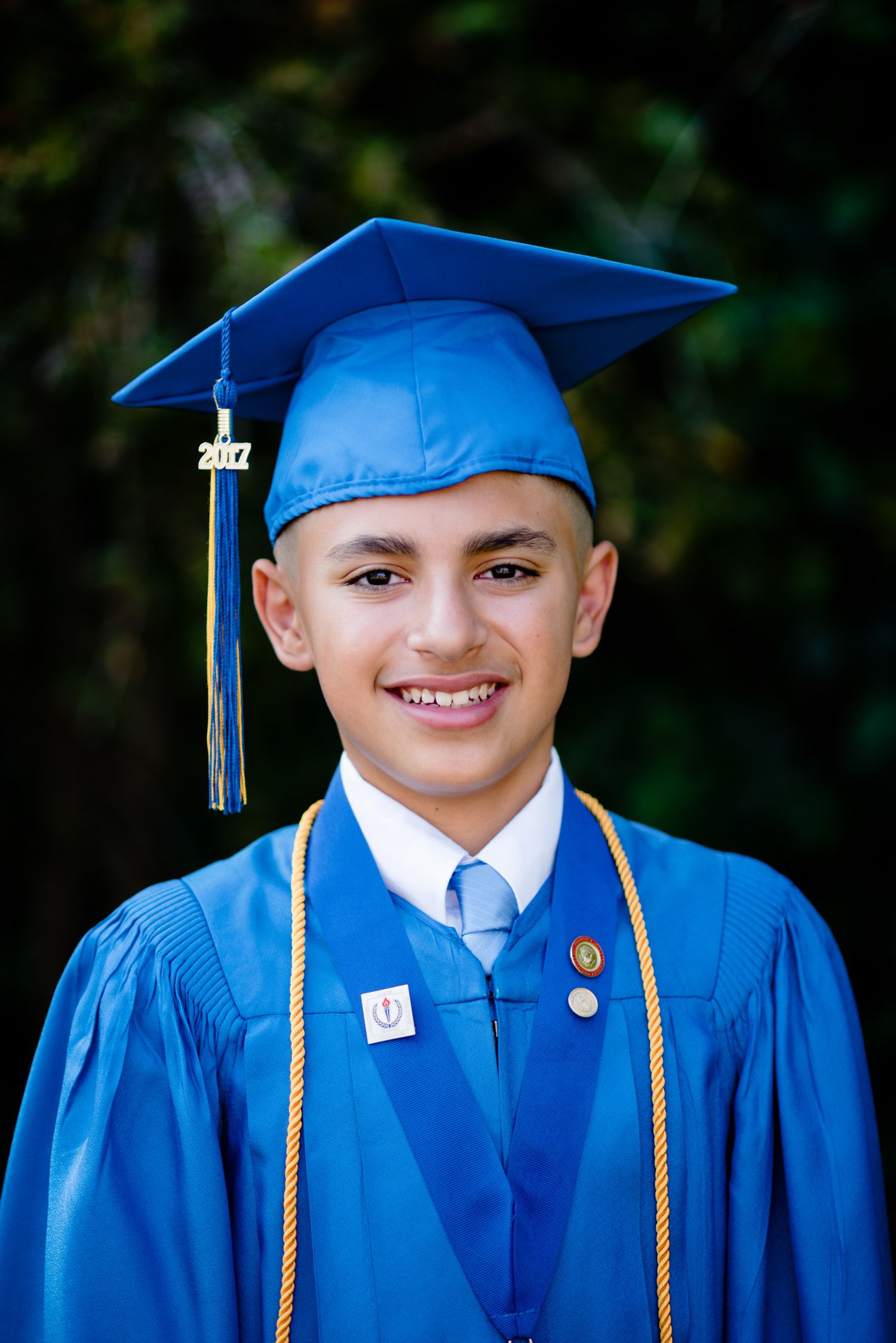 middle school portraits, school portraits, class portraits, graduation portraits, Valley photographer near me, Burbank