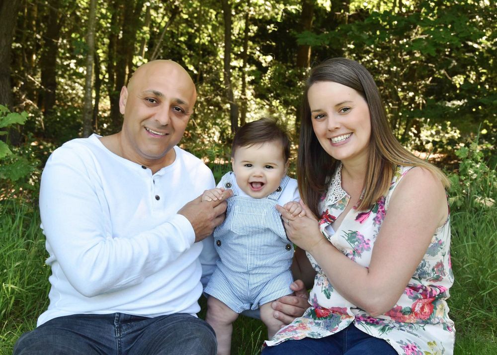 Bromsgrove Worcester newborn baby photoshoot photos family pictures brother sister mom dad