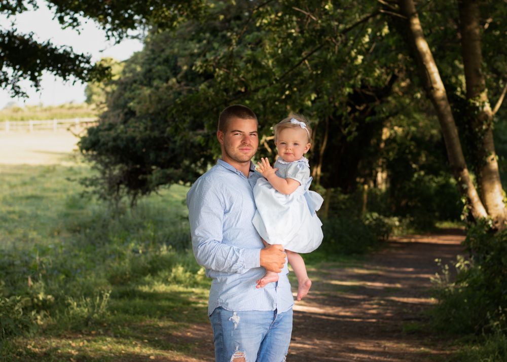 Bromsgrove Worcester newborn baby photoshoot photos family pictures brother sister mom dad
