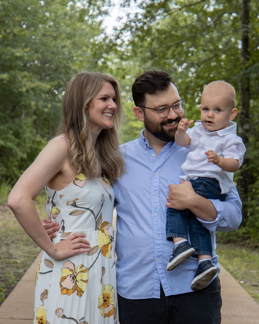 Family photos at Lick Creek Park