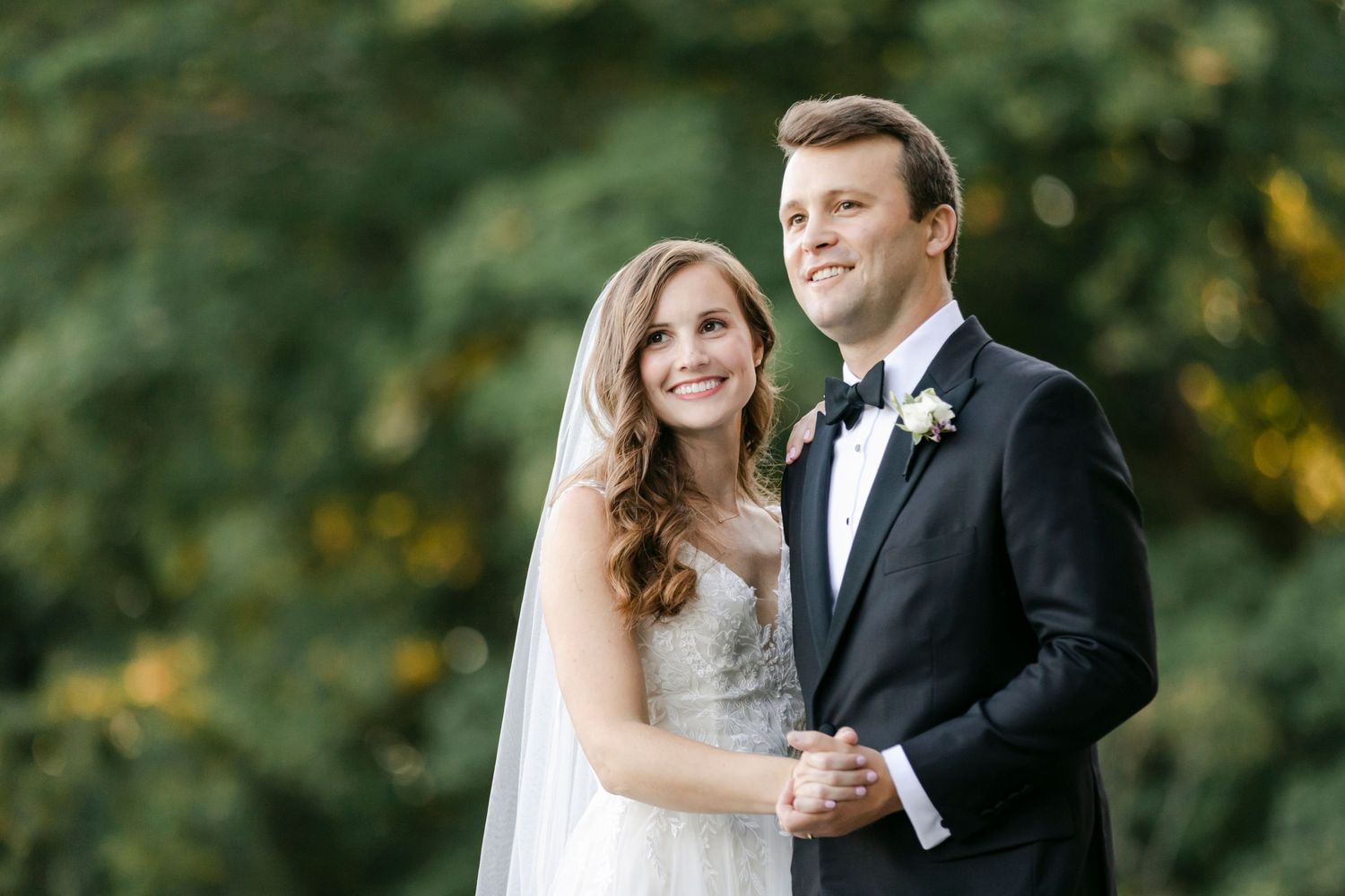 bride groom wedding photograph at Curtis Arboretum