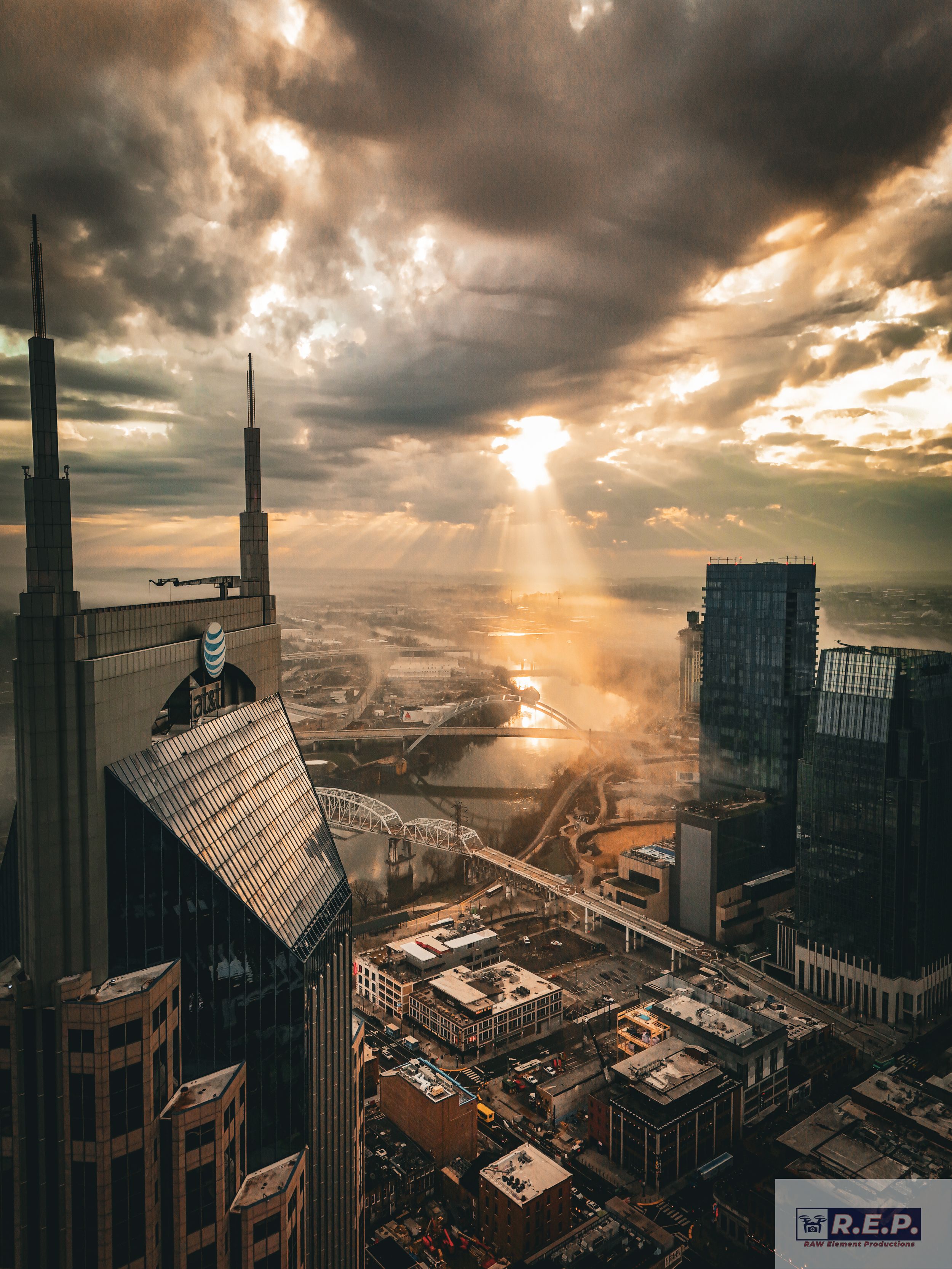 ray of light Nashville TN drone picture Batman Building At&t raw element productions