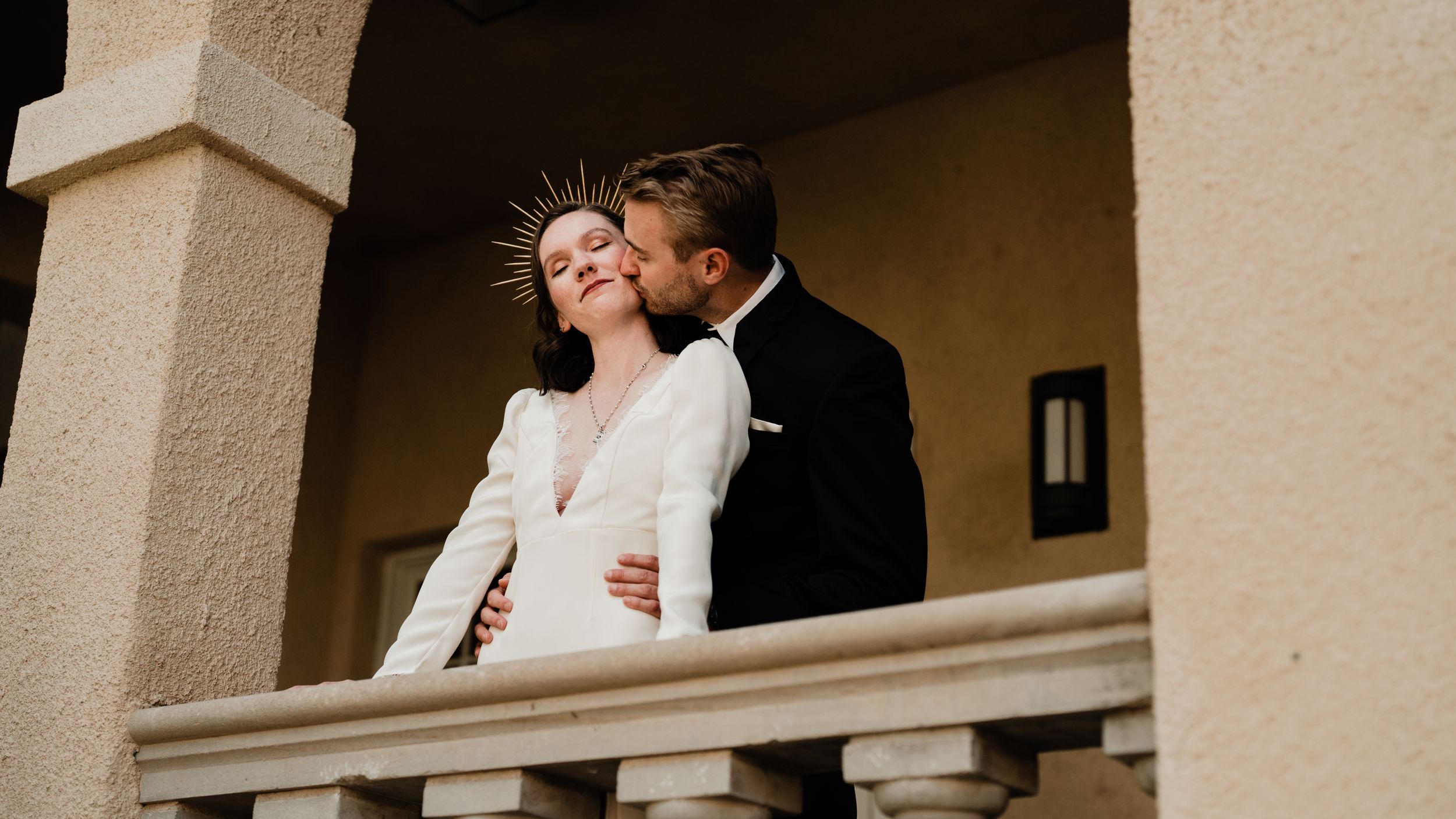 Erika and Kyle wedding at Hotel Parq Central, Albuquerque (3 of 9)