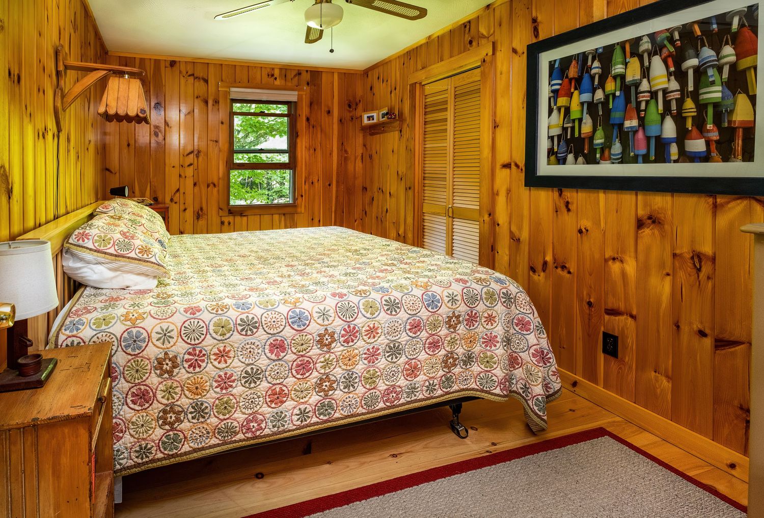 A bedroom photo at an Air B and B property in Jefferson, Maine.