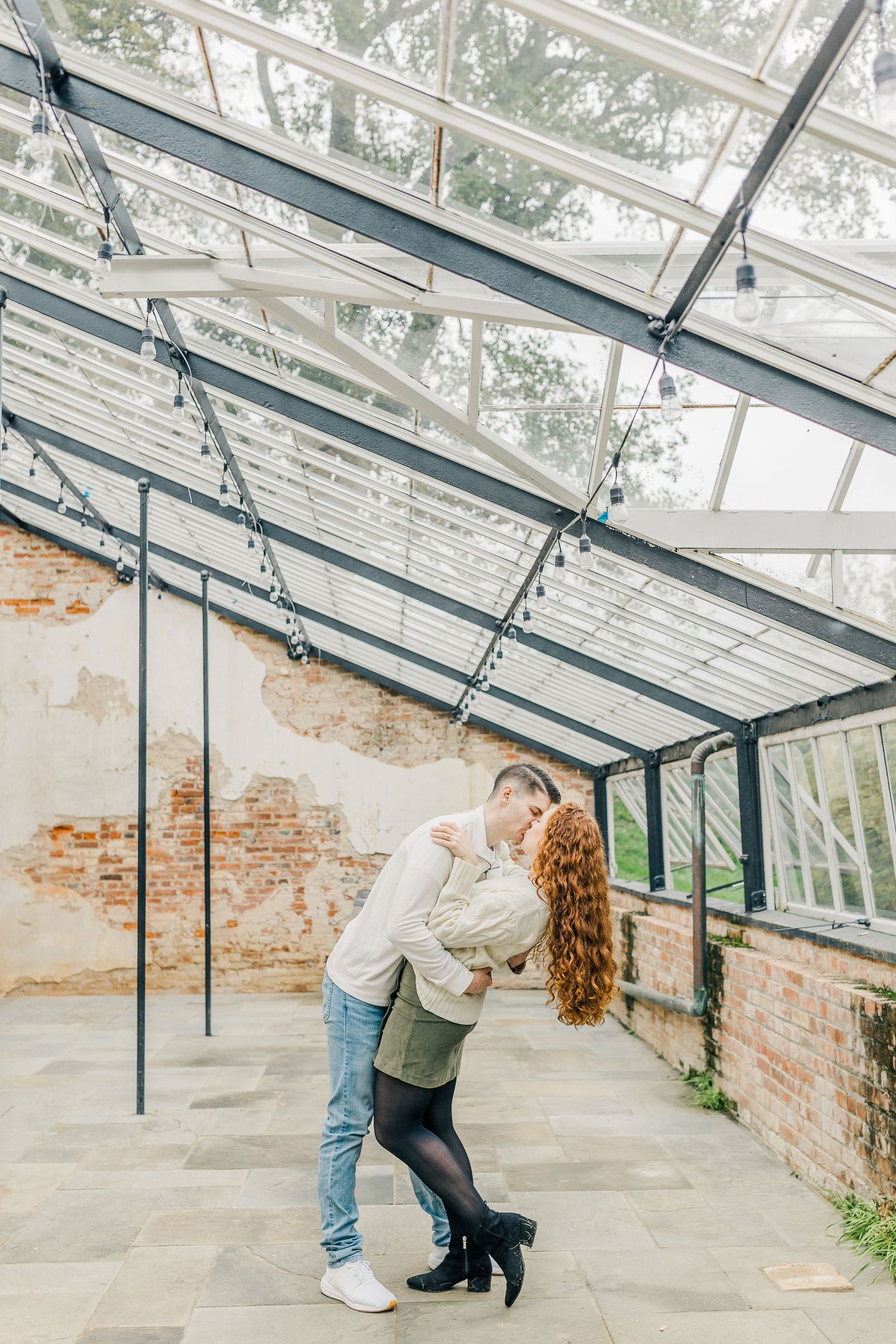 OATLANDS HISTORIC HOUSE LEESBURG VIRGINIA ENGAGEMENT PICTURES
