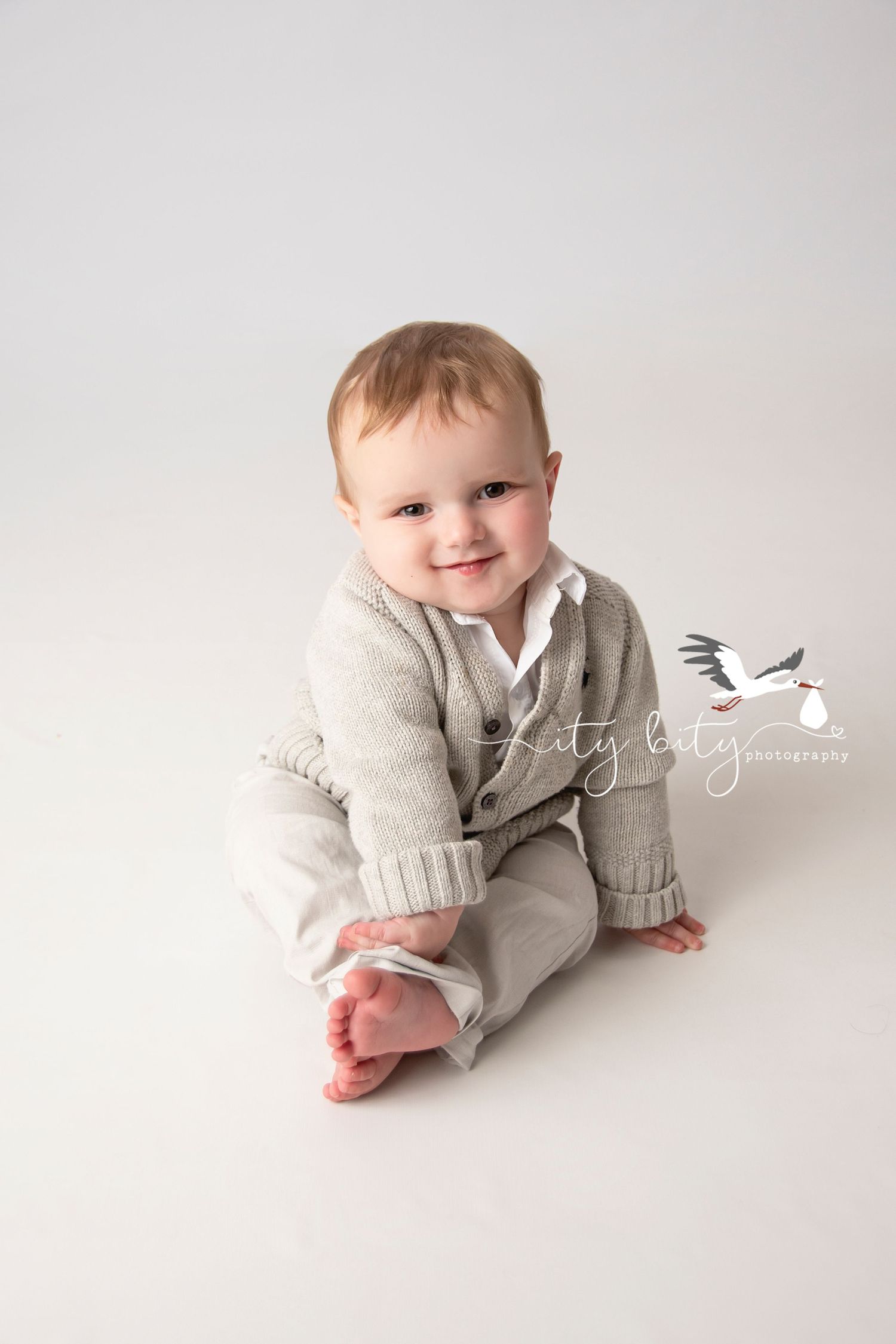 Ari 1 Year Old Family Photographer Cleveland Ohio