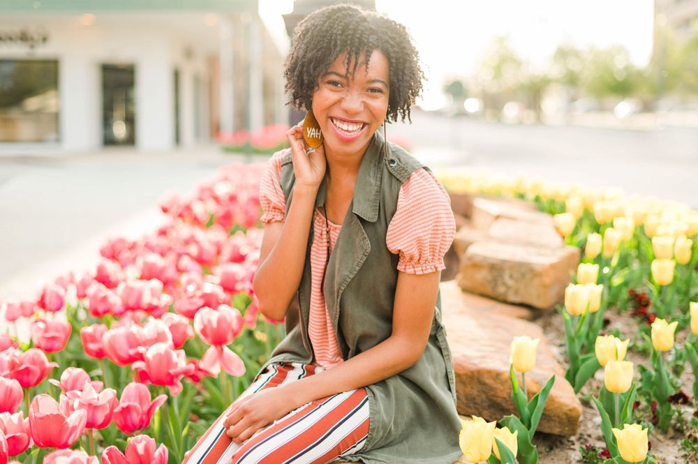 High school senior girl spring time senior session at Utica Square, Tulsa, OK.