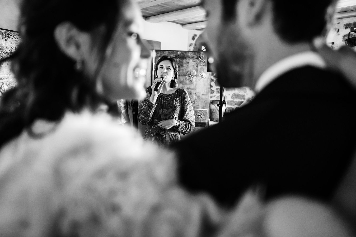TLOOK photographe de mariage de style documentaire, aux portes des iris cocktail discours de la témoin