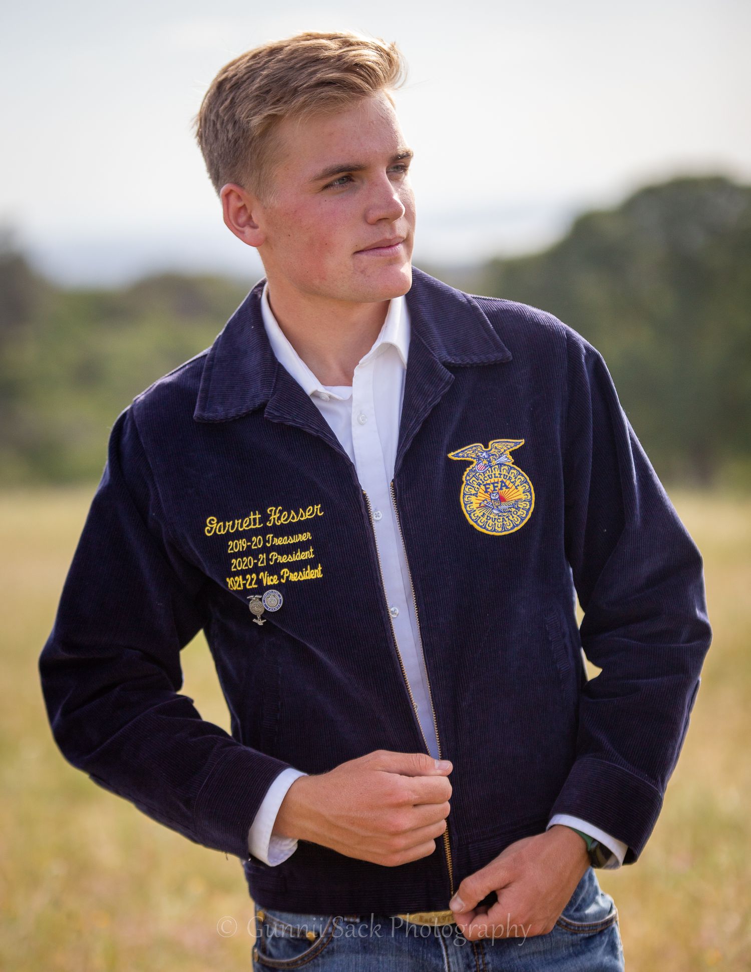 gunnii sack photography, class of 2022, calaveras high school, paloma ca, old tractor, county shoot, cowboy, ffa