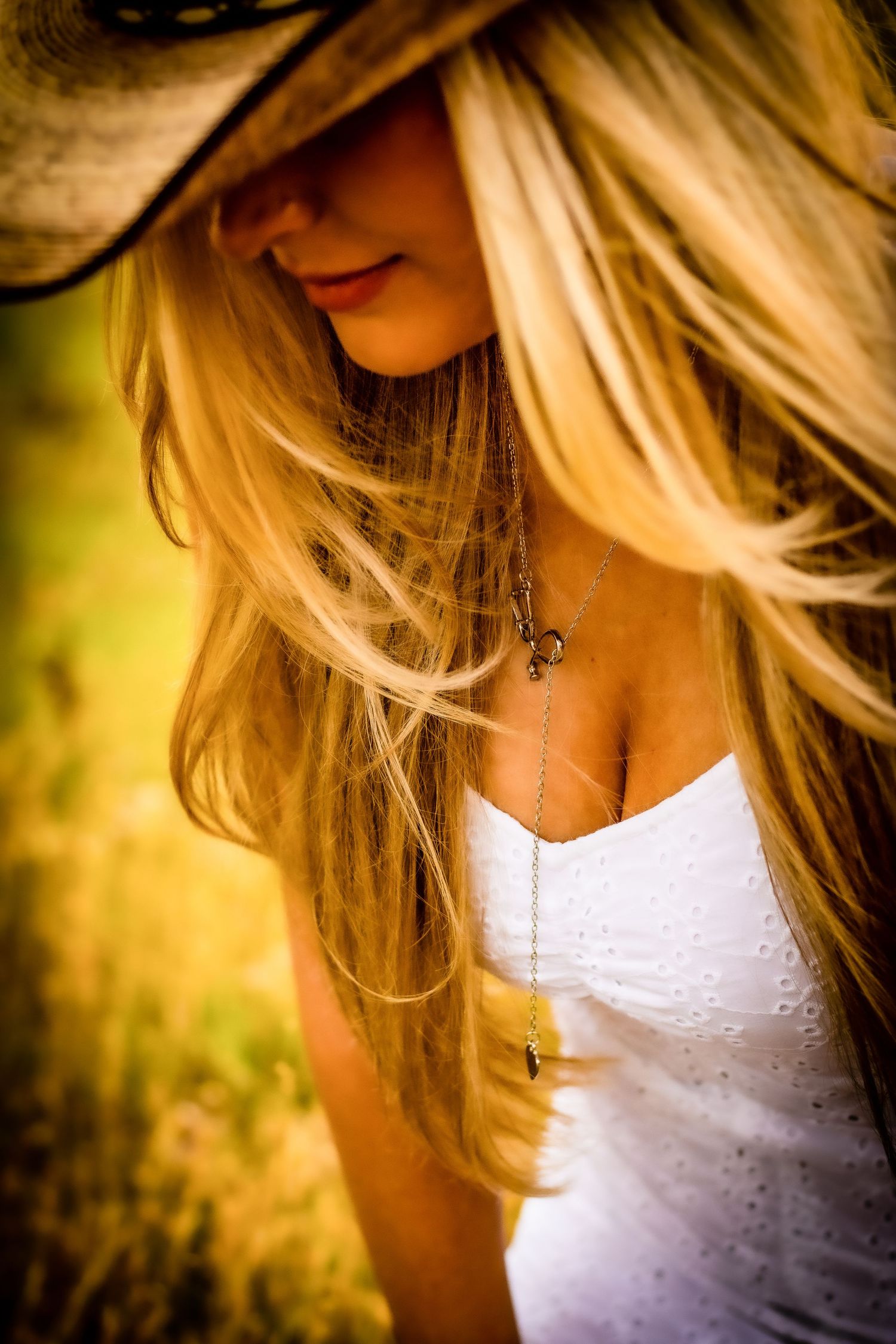 GILBERT HIGH SCHOOL SENIOR PORTRAITS AND MASON JAR PHOTOGRAPHY