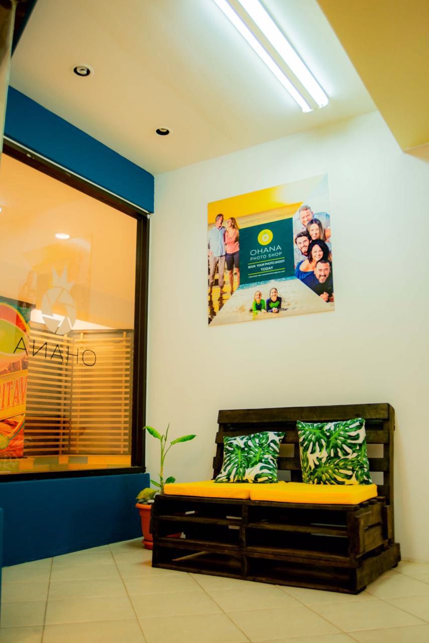 Photo Studio in MargaritaVille Flamingo Beach