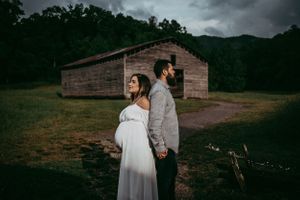 Knoxville Lifestyle Maternity Photographer Stephany Marie Photography