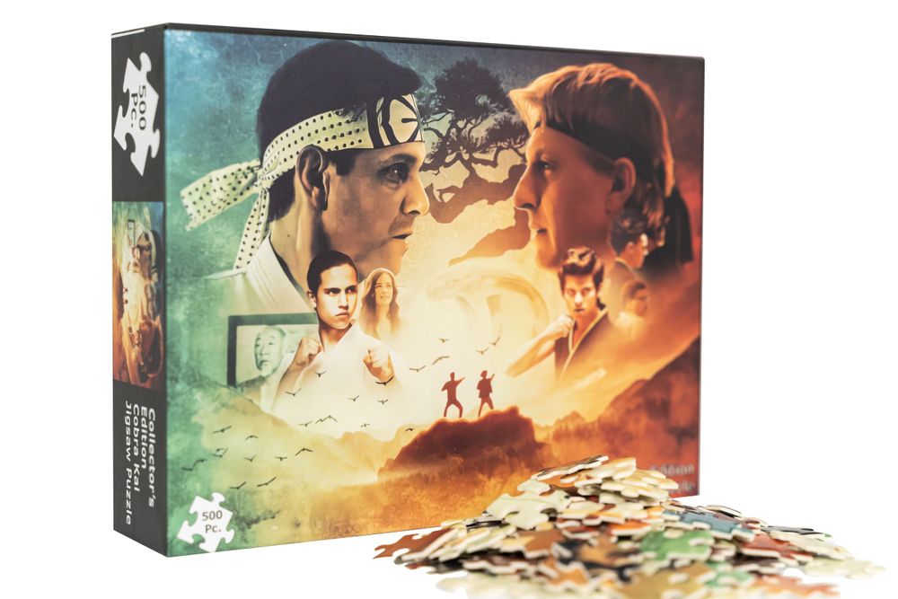 Dramatic action movie puzzle box with atmospheric orange and teal artwork.