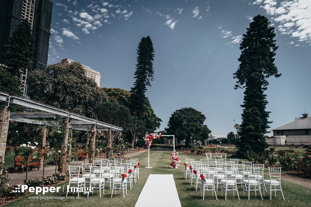 Rose Garden, Royal Botanic Gardens Wedding by Pepper Image