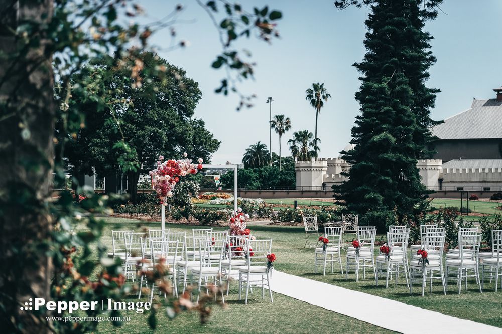 Rose Garden, Royal Botanic Gardens Wedding by Pepper Image