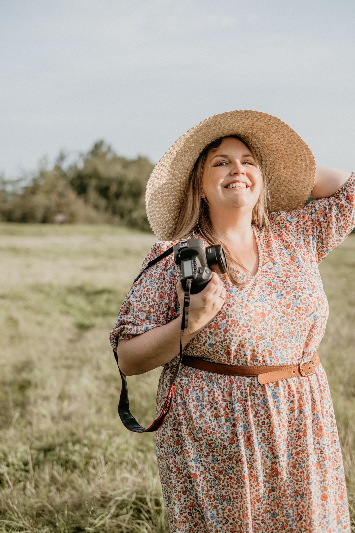 woman in her 30's enjoying summer