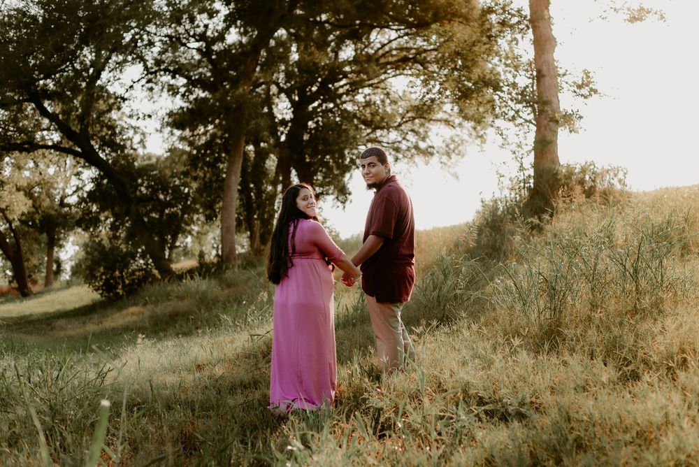 Katy Montoya Photography - Kenedy, Texas Photographer - Luling, Texas Maternity Photographer