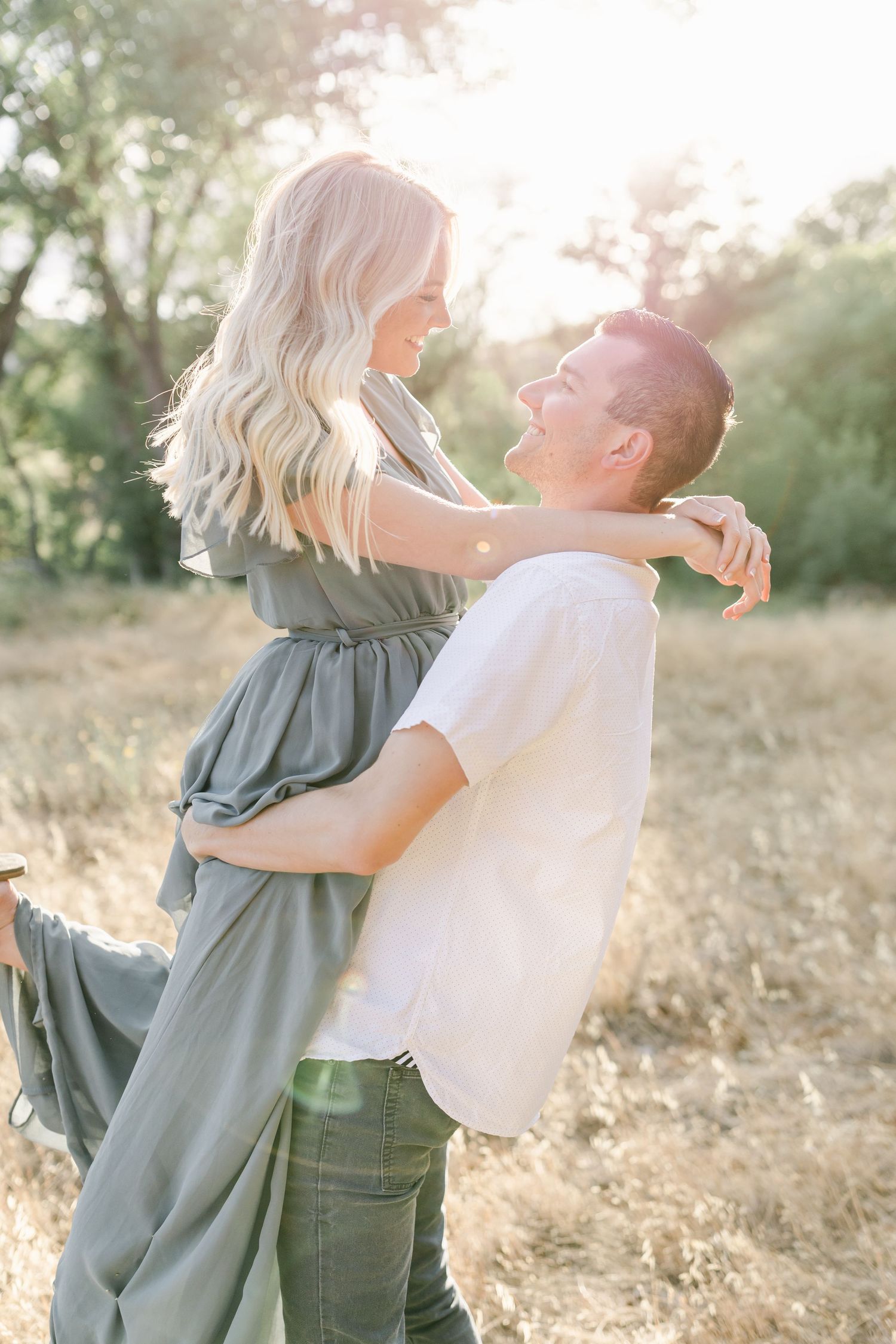 The power lift pose Captured by Chelsee Rawe Photography