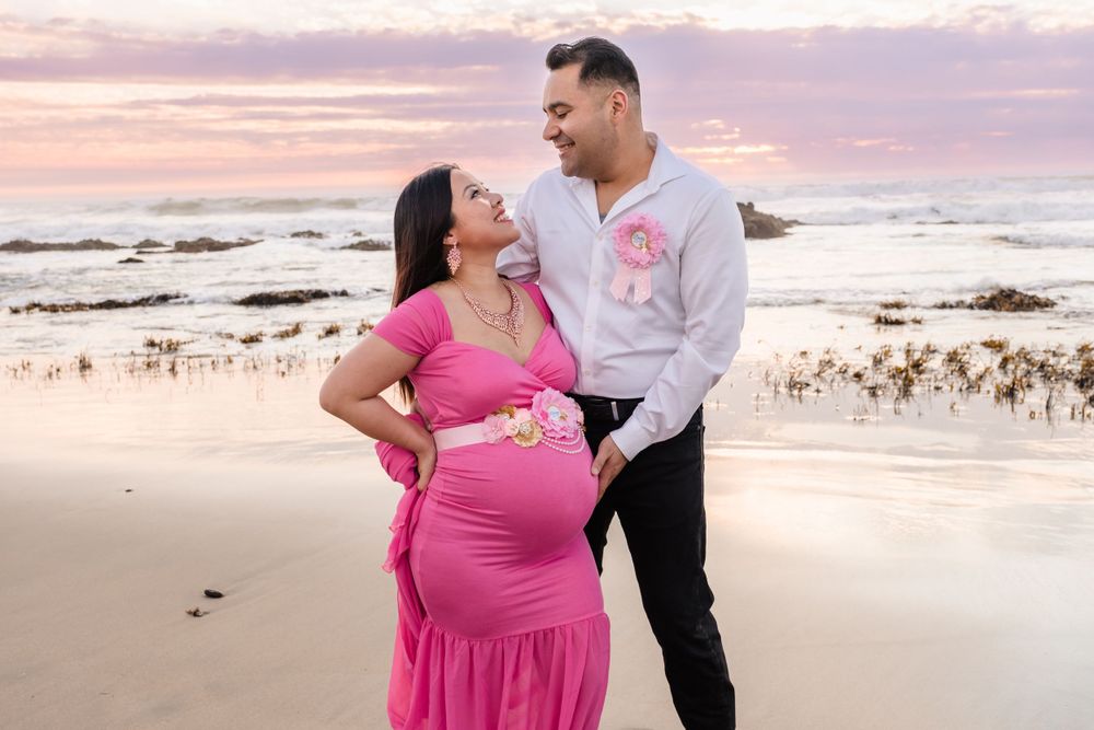 couples maternity photoshoot in halfmoon bay, couples photography