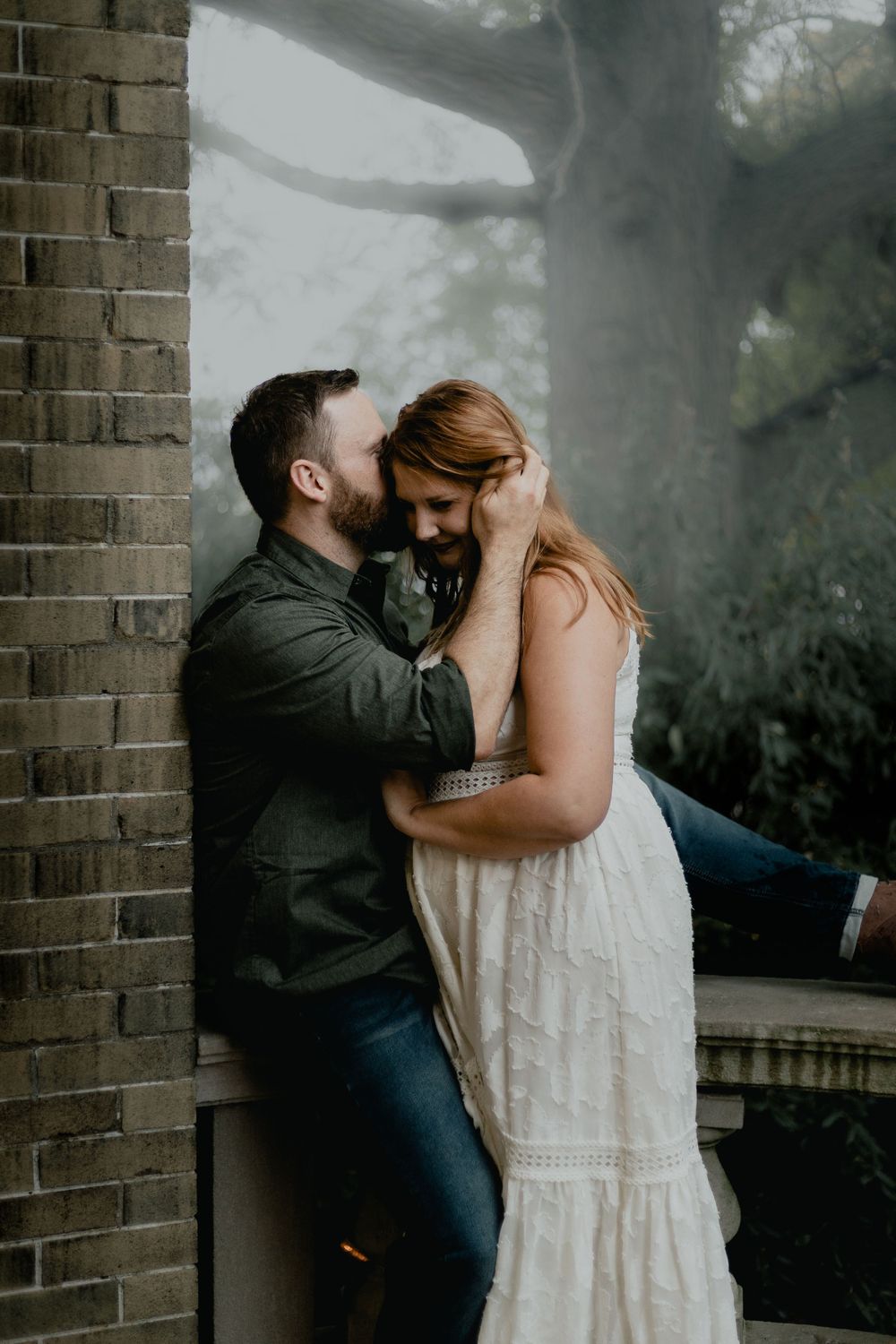 Detroit Michigan elopement engagement couple at Belle Isle