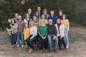 becky katzberg photography three generation photo at family farm