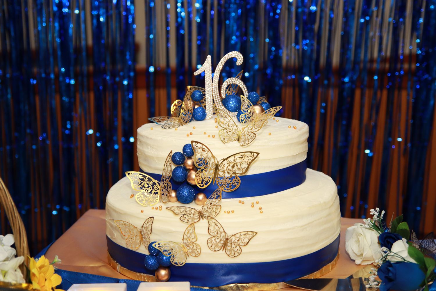 sweet 16 blue cake