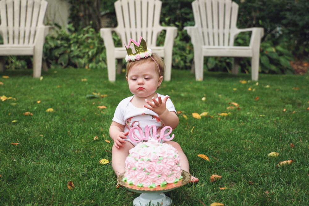 1st Birthday smash cake photos smash cake photographer smash cake photography