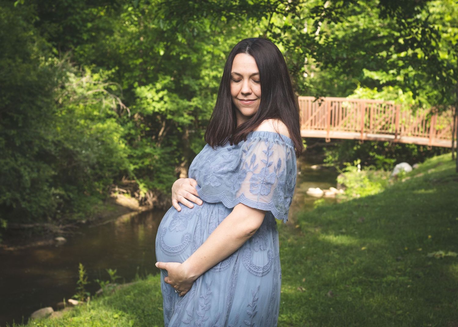 Family, Children, Newborn, High School Senior Photography.   Senior Photos, Headshots. In studio photography, natural li