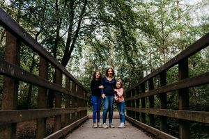 #outdoorphotoshoot #family #familyphotography #familyphotographer #familyphotoshoot #wiganphotographer #manchester