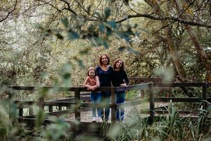 #outdoorphotoshoot #family #familyphotography #familyphotographer #familyphotoshoot #wiganphotographer #manchester