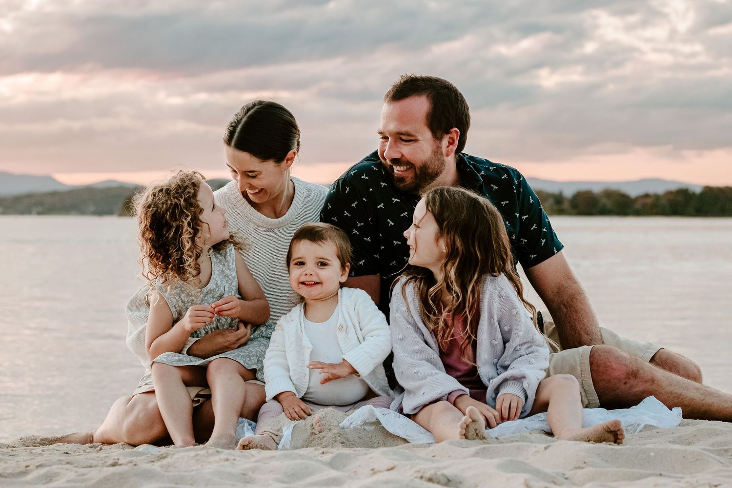 Family Photoshoot at Lake beach, Lake Macquarie, Newcastle, Hunter Valley, New South Wales