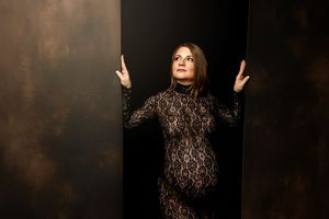 Pregnant mother posing for a fine art maternity session New Hampshire