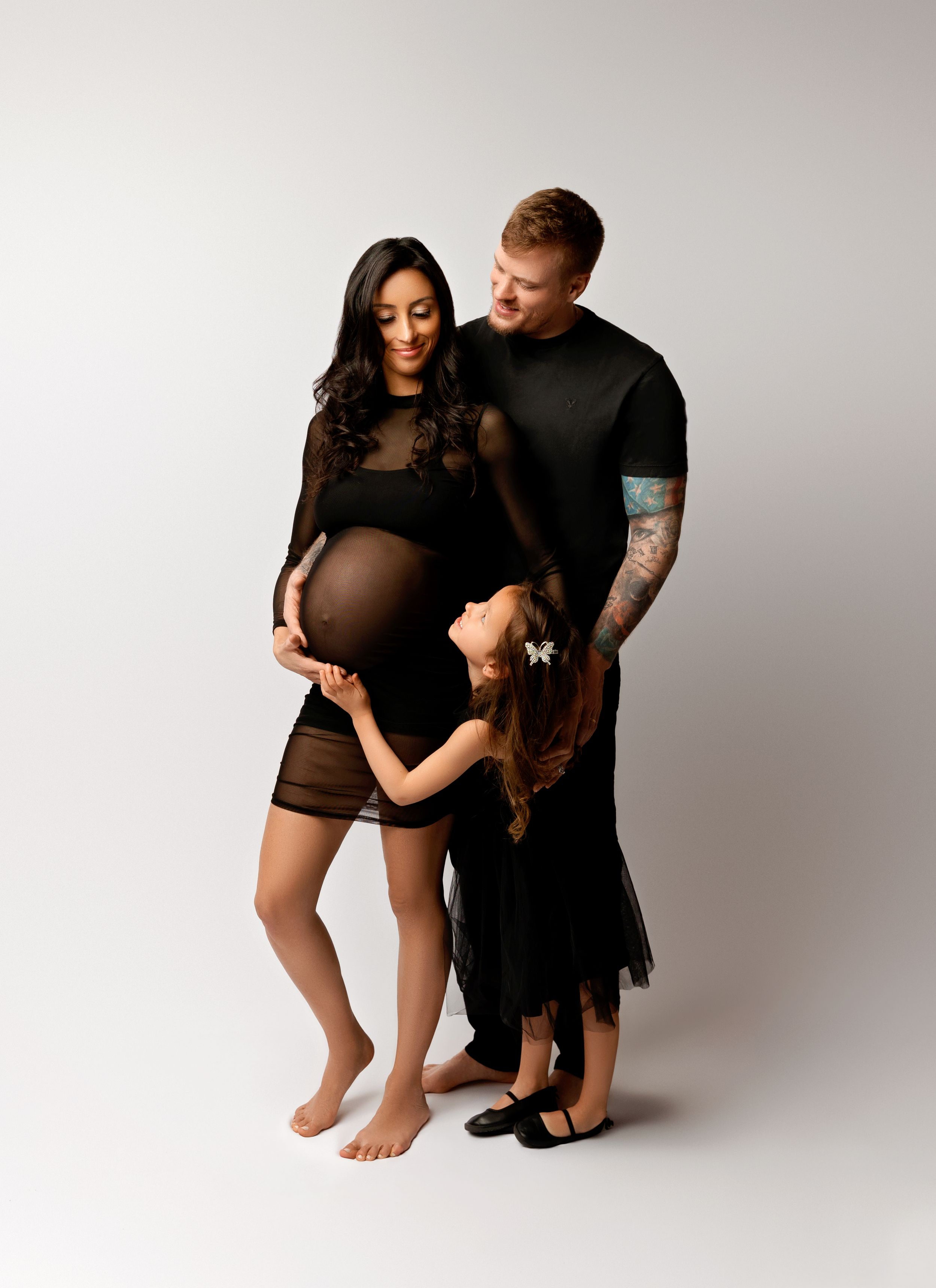 Pregnant mother posing for a fine art maternity session New Hampshire
