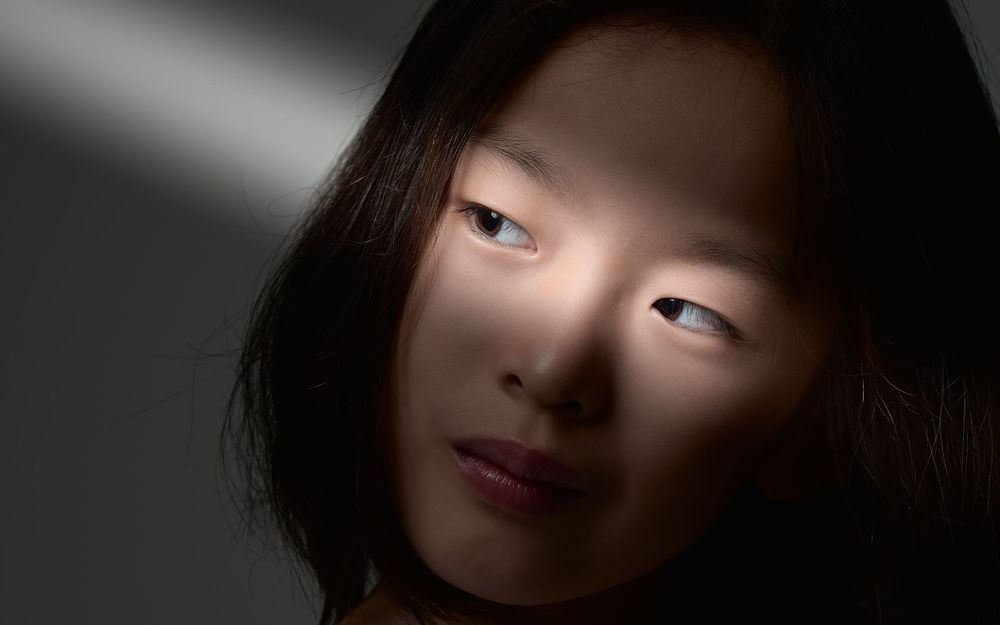 Hester artistic shot thin spotlight Chinese girl birthday photos relaxed