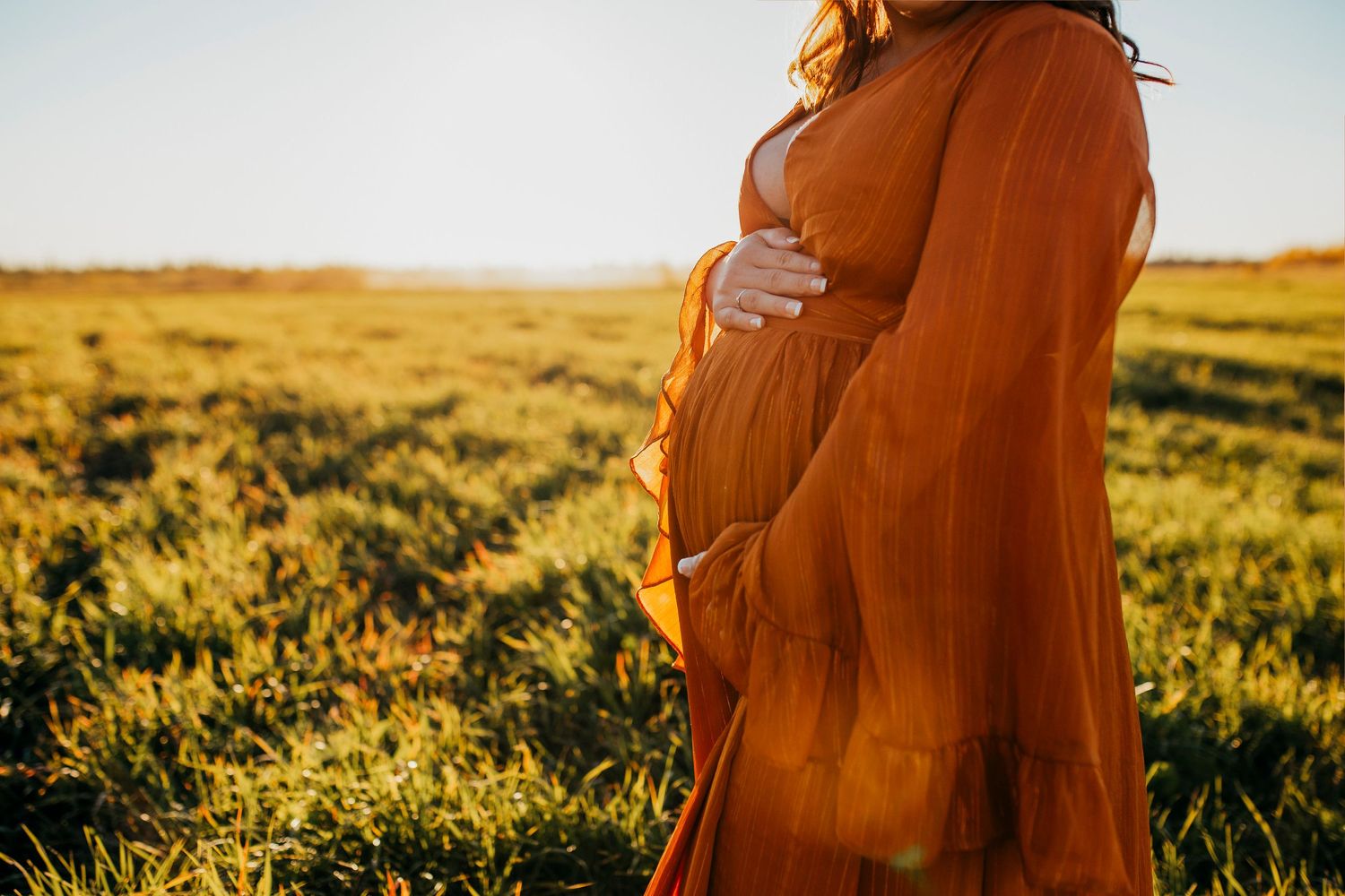 outdoor maternity photography in victoria bc.