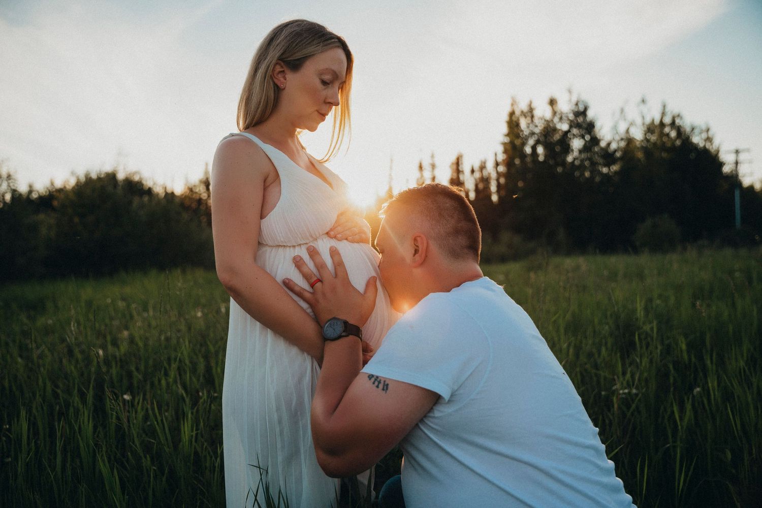 outdoor maternity photography in victoria bc.