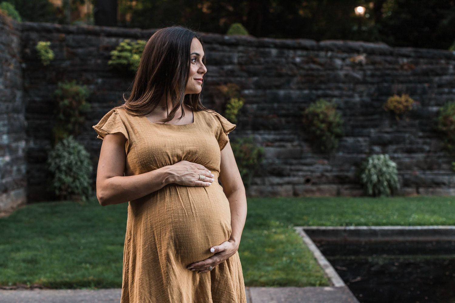 Maternity Photography at Lewis and Clark College