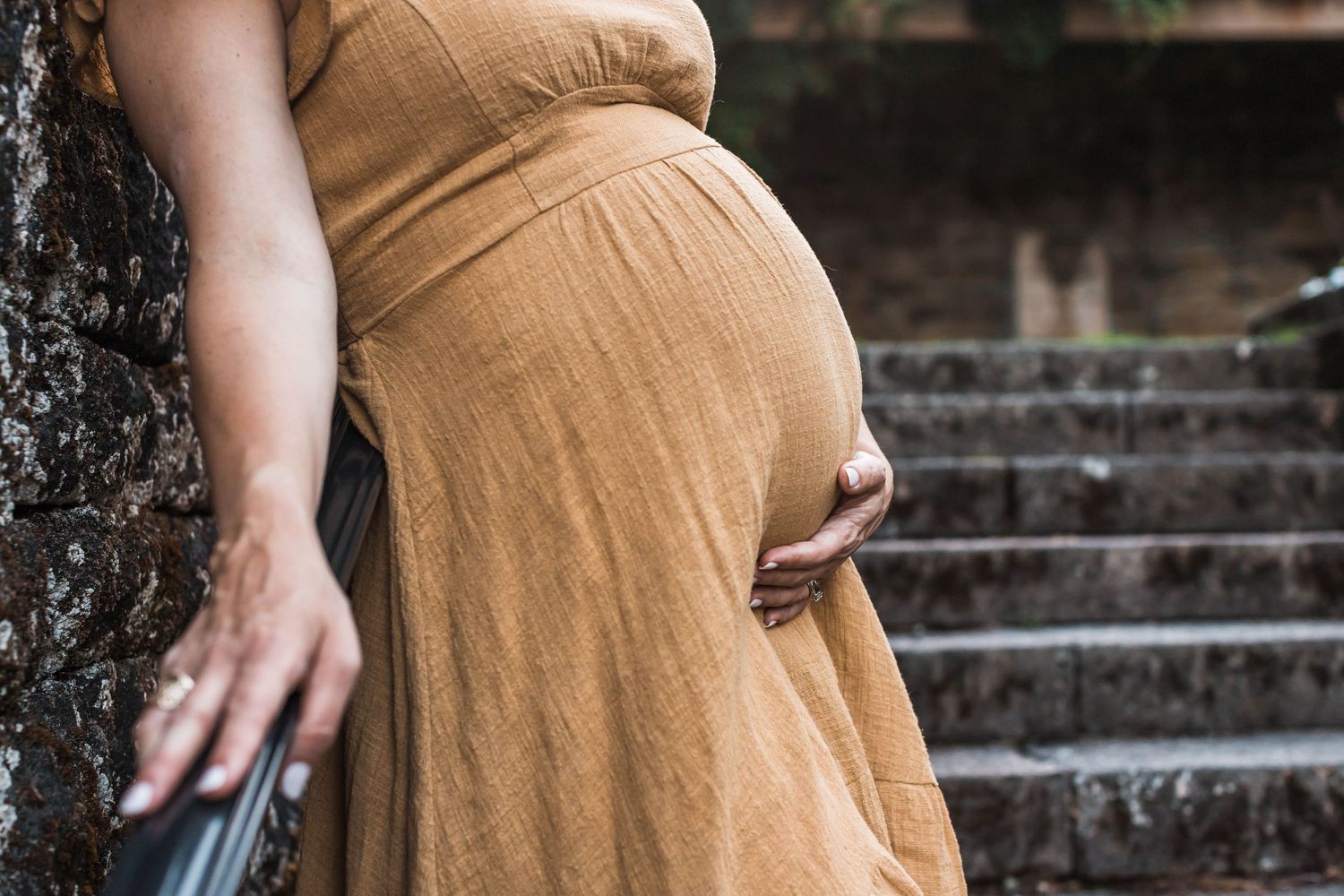 Maternity Photography at Lewis and Clark College