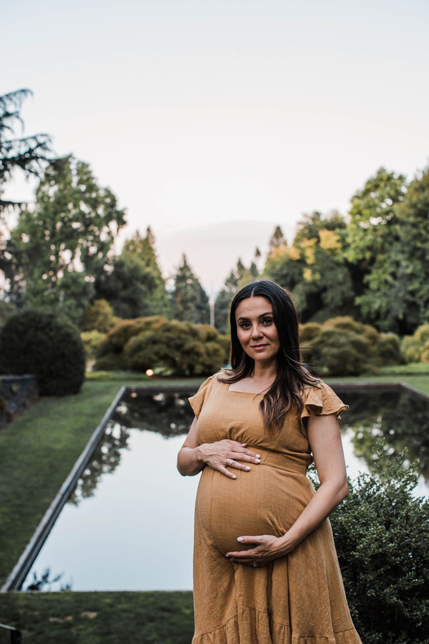 Maternity Photography at Lewis and Clark College