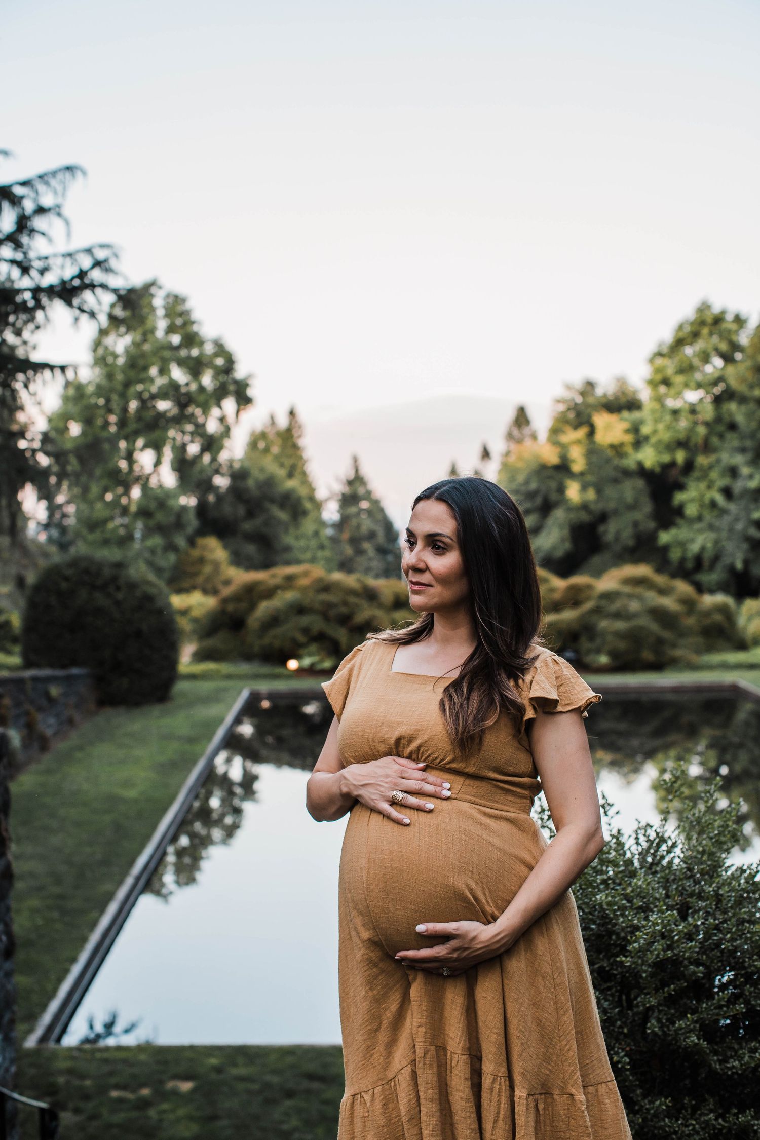 Maternity Photography at Lewis and Clark College