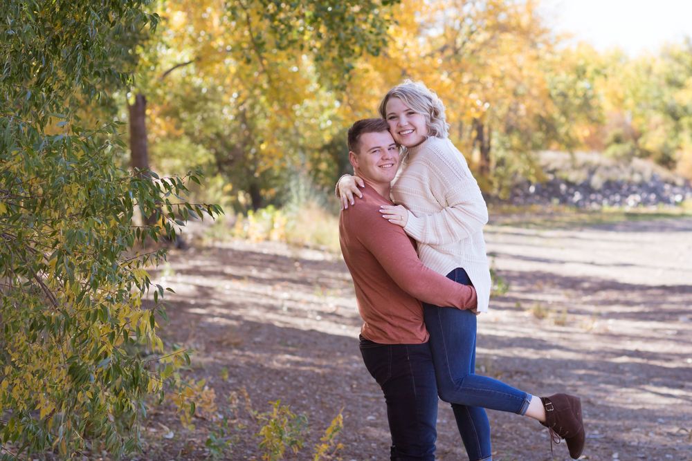Engagement Photography, Western North Dakota, Couples Photography, Hebron North Dakota Photography , Lake Tschida