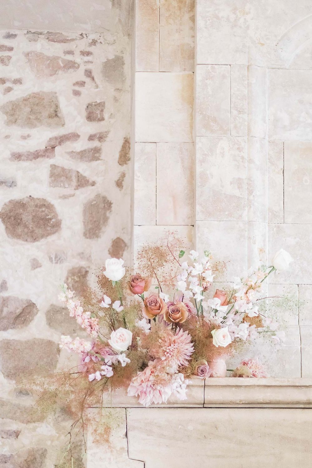 photographe mariage rennes bretagne fleurs cheminée