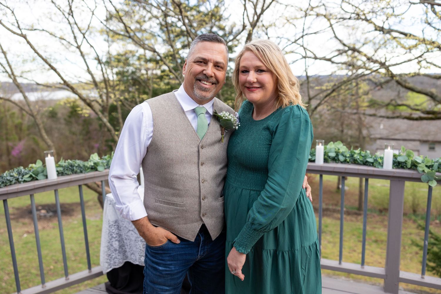 Table Rock Lake wedding with Janie Loftin Photography.