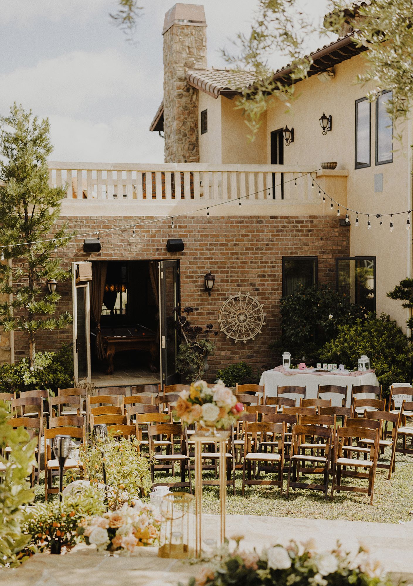 E Noelle Photography backyard wedding in Hidden Hills Los Angeles