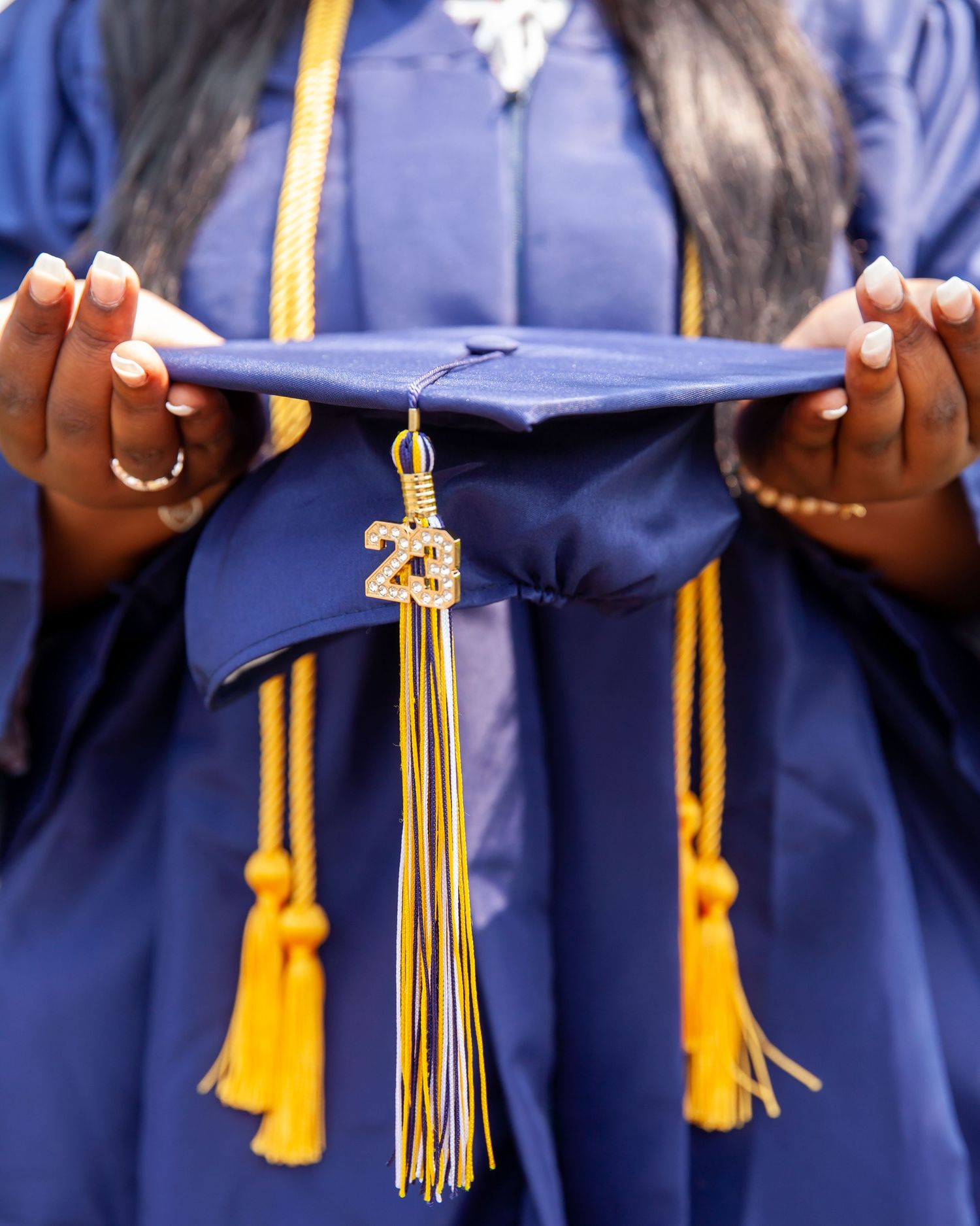coe lake high school senior photos, top 3 high school senior photographers in ohio, cleveland high school grad photos, best photographer for