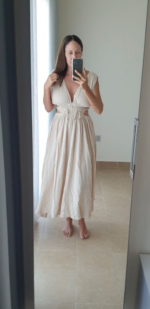 maternity dress client closet wardrobe dubai