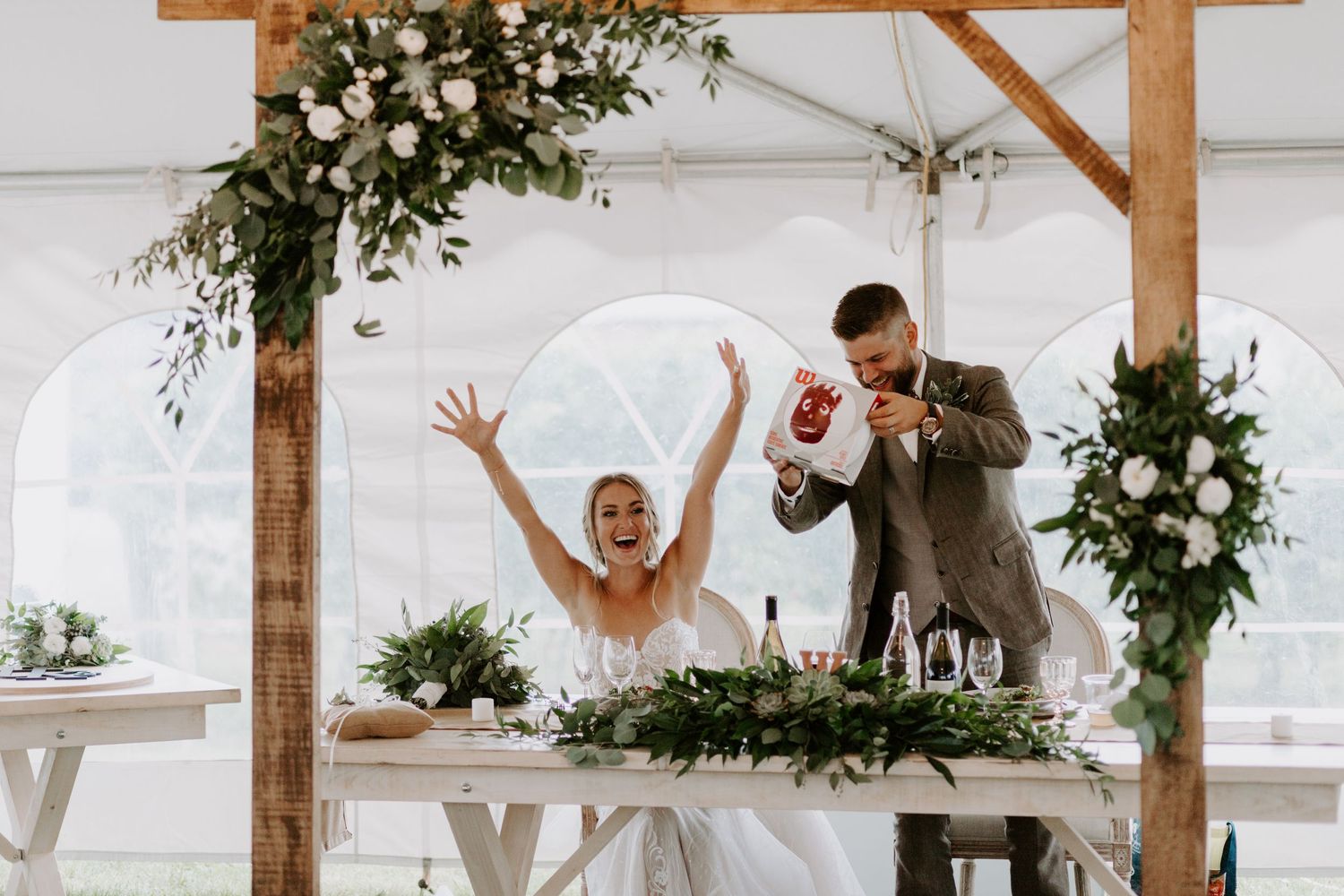 toronto niagara wedding photography winery vineyard candid
