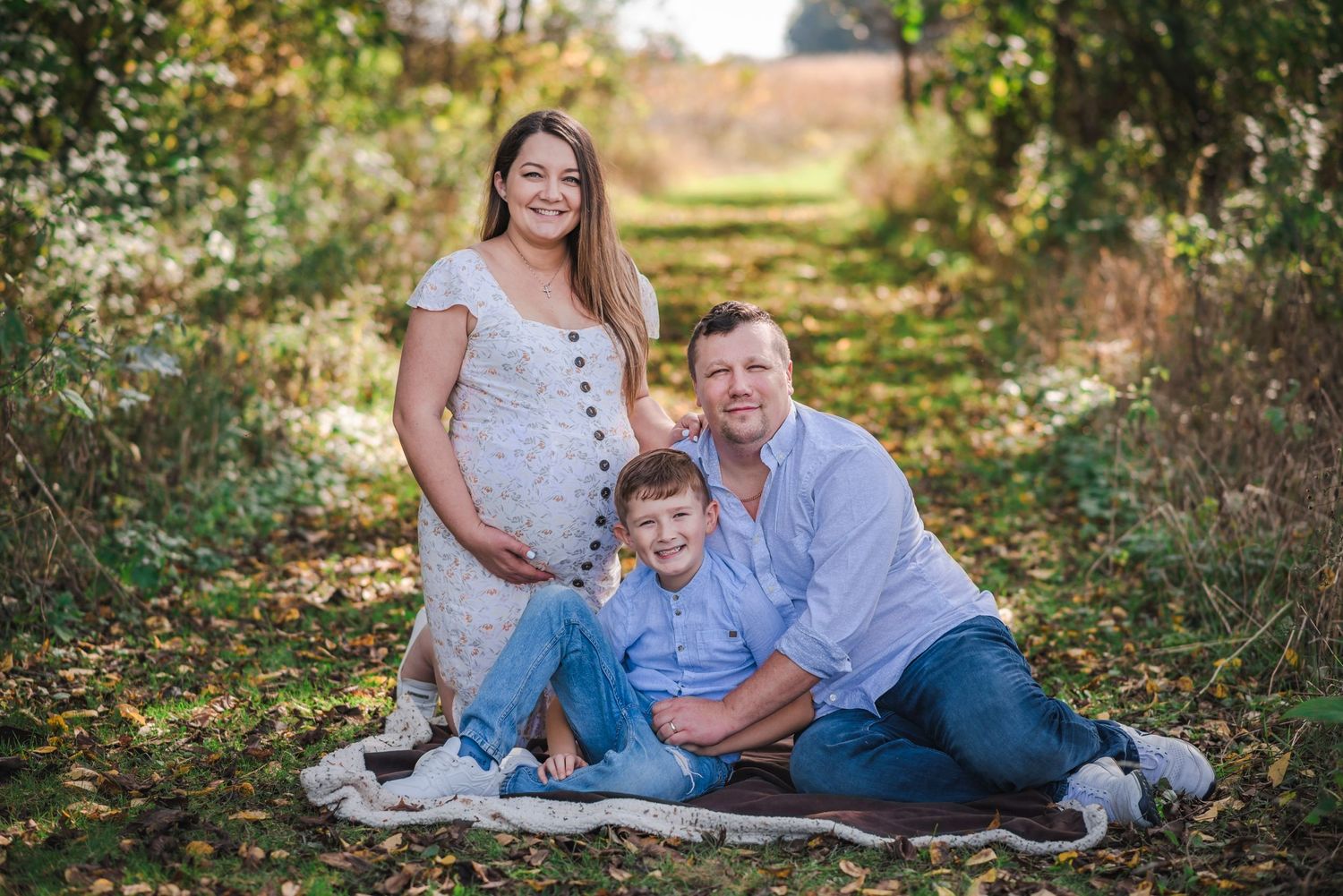 family maternity baby brother nature golden light photo